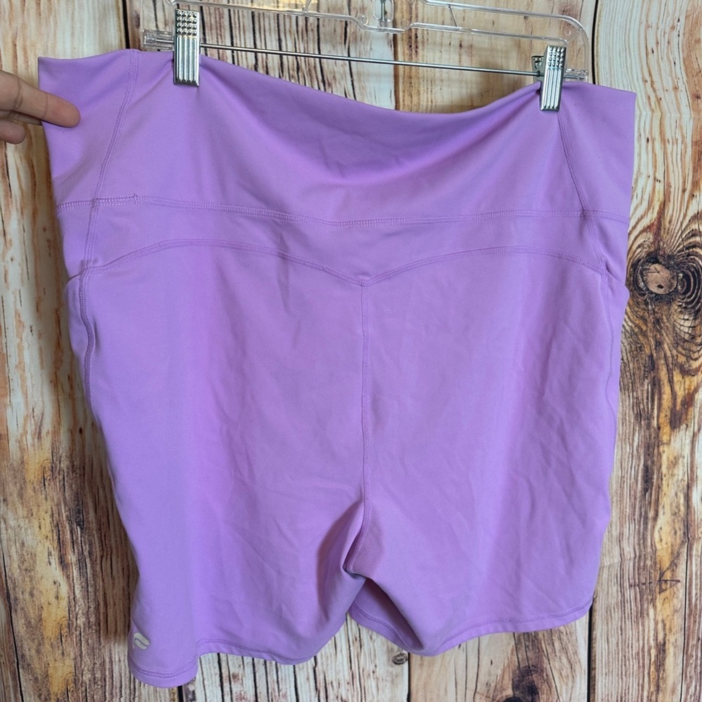 Fabletics Pure lux purple shorts size 3x